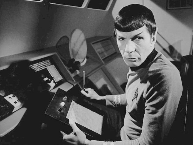LLAP: La referencia a Star Trek en el Twitter de Nimoy