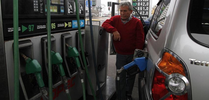 Enap: Precios de las bencinas sube $5 por litro desde hoy