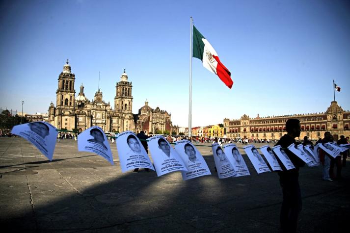 Padres de estudiantes mexicanos desaparecidos viajan a EEUU buscando solidaridad