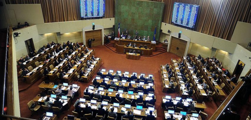 Comisión de Constitución aprueba idea de legislar proyecto para regular financiamiento político
