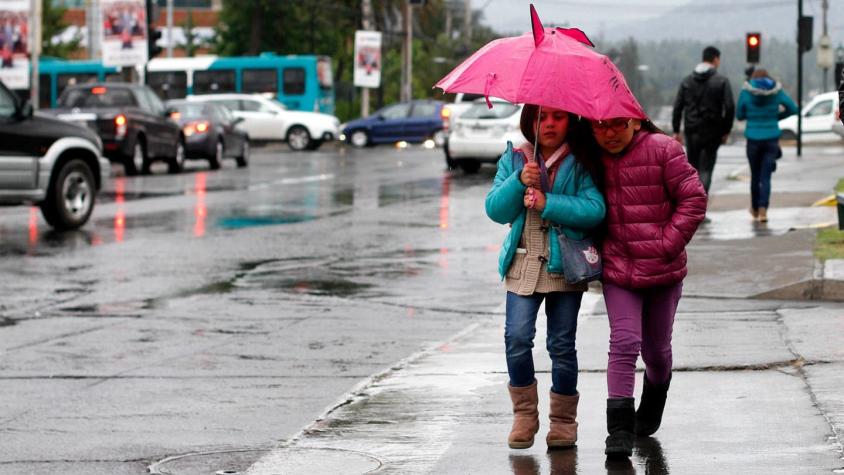 Declaran Alerta Temprana Preventiva Regional por precipitaciones en Santiago