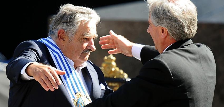Tabaré Vásquez asume en Uruguay y dice que Mujica será un punto de referencia