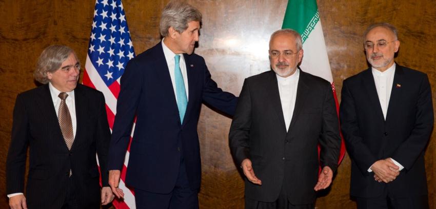 Estados Unidos e Irán retoman negociaciones sobre política nuclear iraní