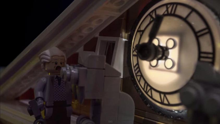 [VIDEO] Recrean escena de “Volver al Futuro” en versión Lego