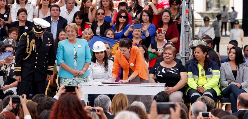 Presidenta Bachelet promulga Ministerio de la Mujer