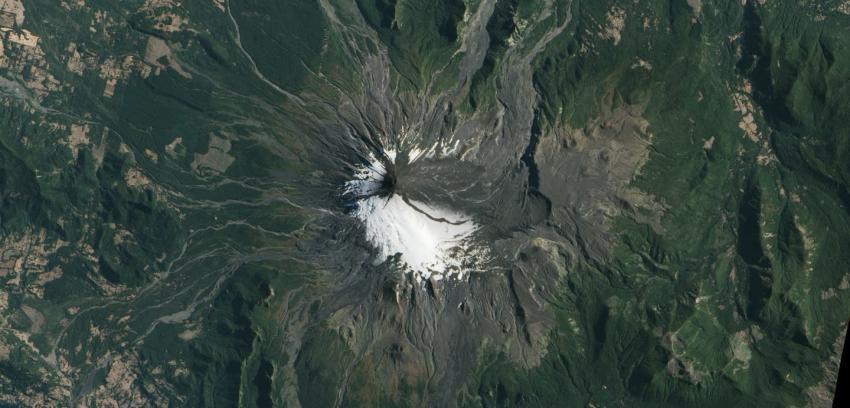 Sorprendentes imágenes antes y después del volcán Villarrica