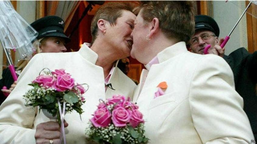 Estados Unidos: Iglesia Presbiteriana aprueba matrimonio gay