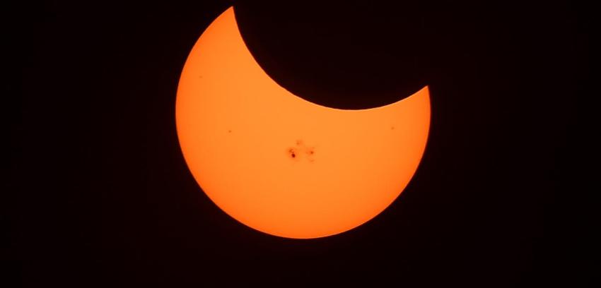 Cinco datos claves del eclipse solar total de este viernes
