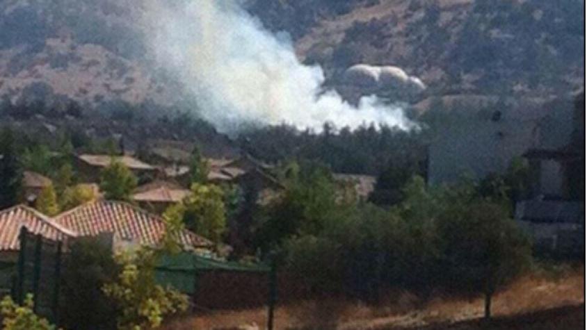 Incendio forestal afecta a sector de Lo Barnechea