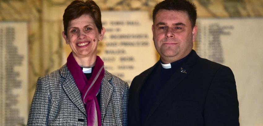 Iglesia de Inglaterra tendrá primer matrimonio entre obispos