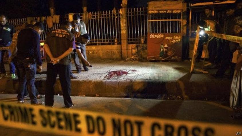 Matan a bloguero a machetazos en Bangladesh