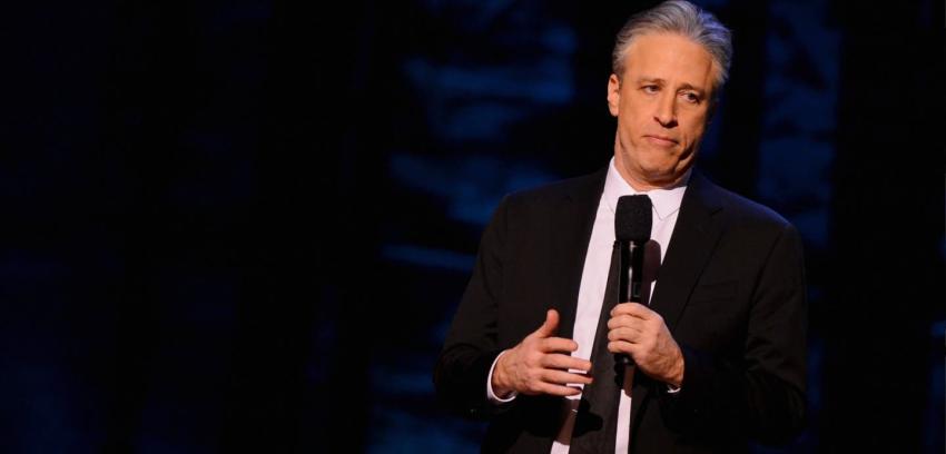 Confirman al reemplazante de Jon Stewart en el programa “The Daily Show”