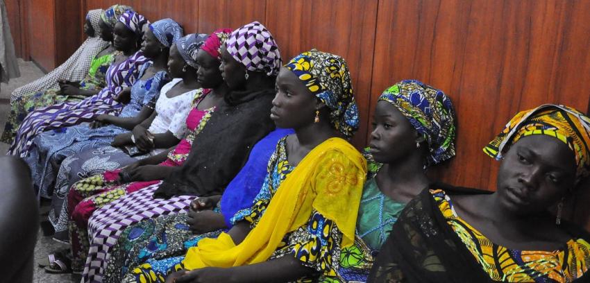 Niñas secuestradas por Boko Haram hace un año siguen en paradero desconocido