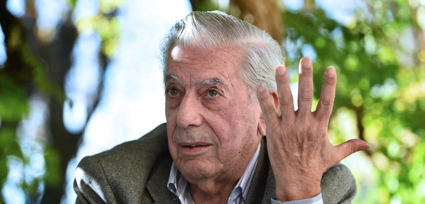Mario Vargas Llosa revela el nombre de su próxima novela