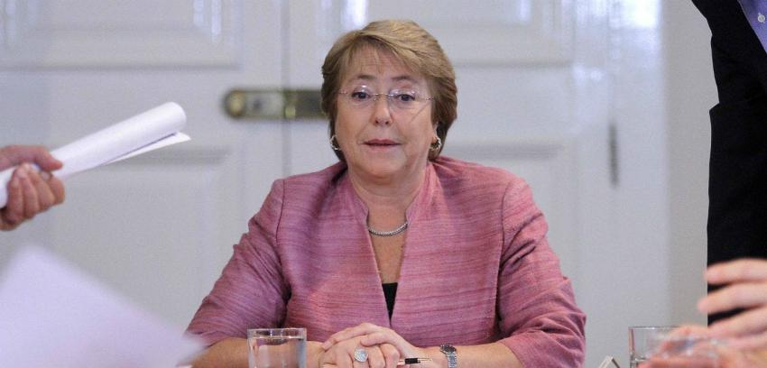 Adimark: Aprobación a Bachelet cae a 31% y marca el peor registro de su mandato