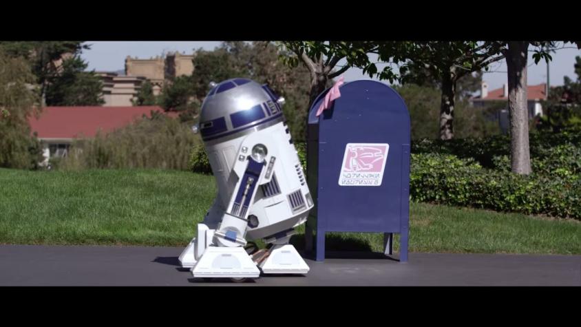 [VIDEO] Esta es la historia de R2-D2 en busca del amor