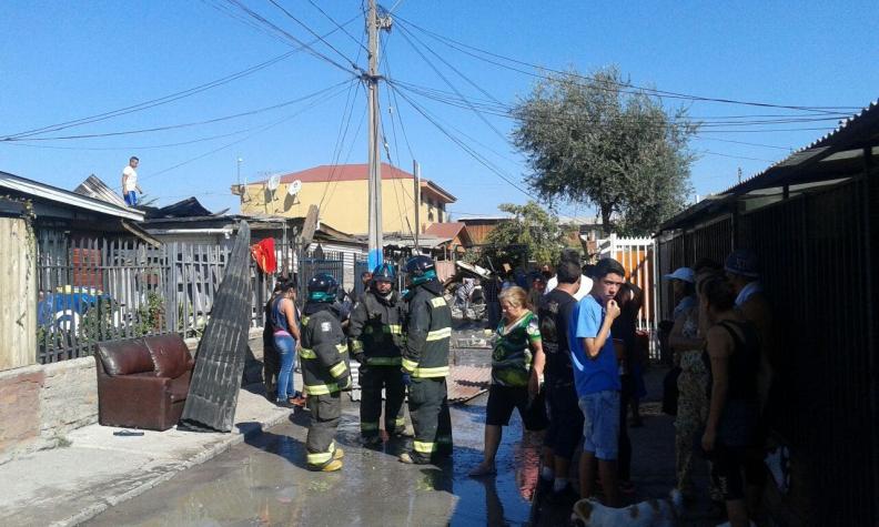 Incendio destruye cuatro casas en La Granja