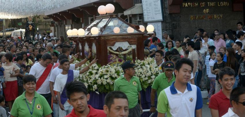 [VIDEO] El emotivo Vía Crucis de Filipinas