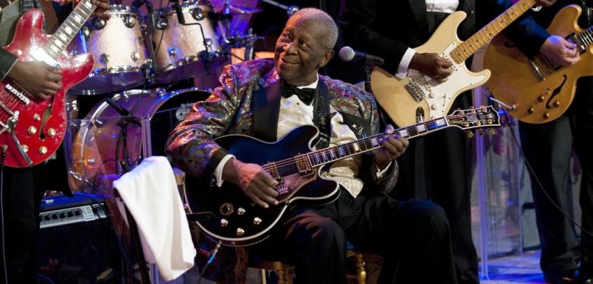 Dan de alta a la leyenda del blues B.B. King