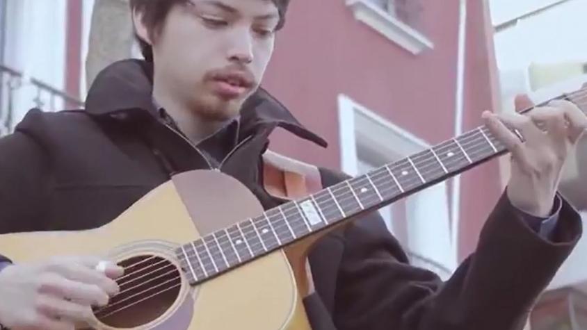 [VIDEO] 3 minutos de pura música chilena interpretados por un talentoso guitarrista