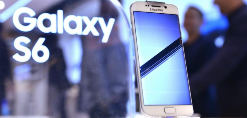Samsung saca a la venta su Galaxy S6 y Apple lanza su iWatch
