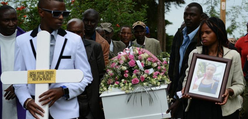 Kenia entierra a las víctimas de la masacre de Garissa