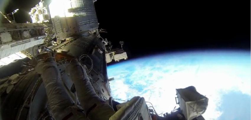 Vive una caminata espacial a través de imágenes captadas por una GoPro de la Nasa