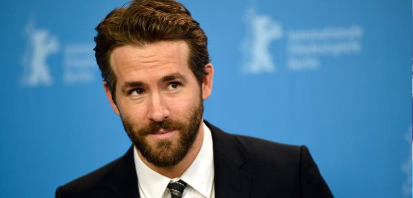 Paparazzi atropella al actor Ryan Reynolds en Vancouver