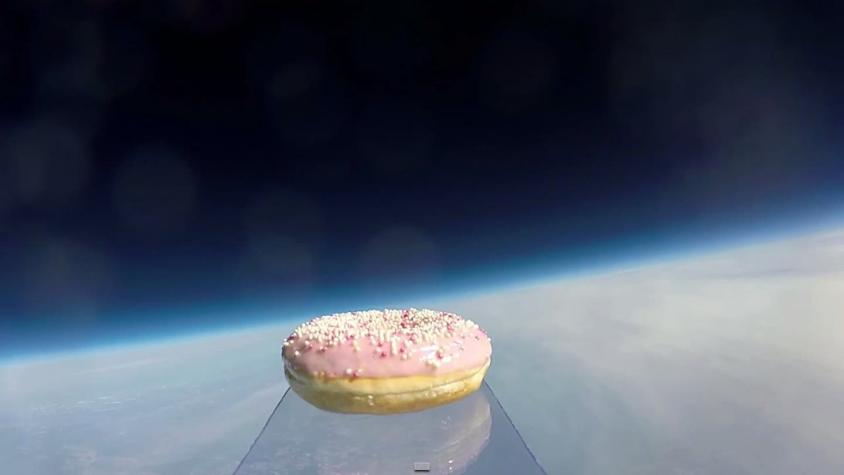 [VIDEO] Dulce travesía: envían rosquilla al espacio