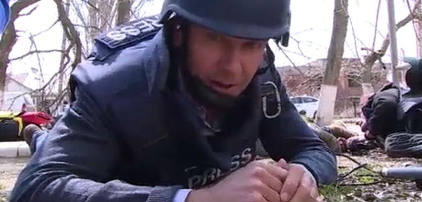[Video] Observadores y periodistas atrapados en el fuego cruzado de Ucrania
