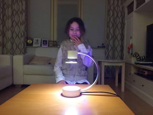 [VIDEO] Esta lámpara hace levitar la luz