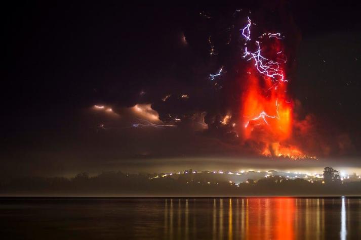 [FOTOS] Las espectaculares imágenes de la segunda erupción