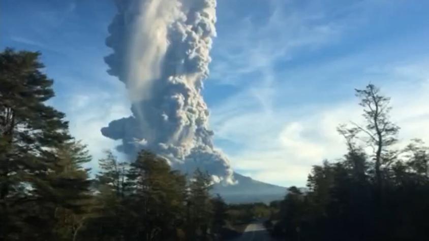 [VIDEO] Turista alemán graba la erupción del volcán Calbuco
