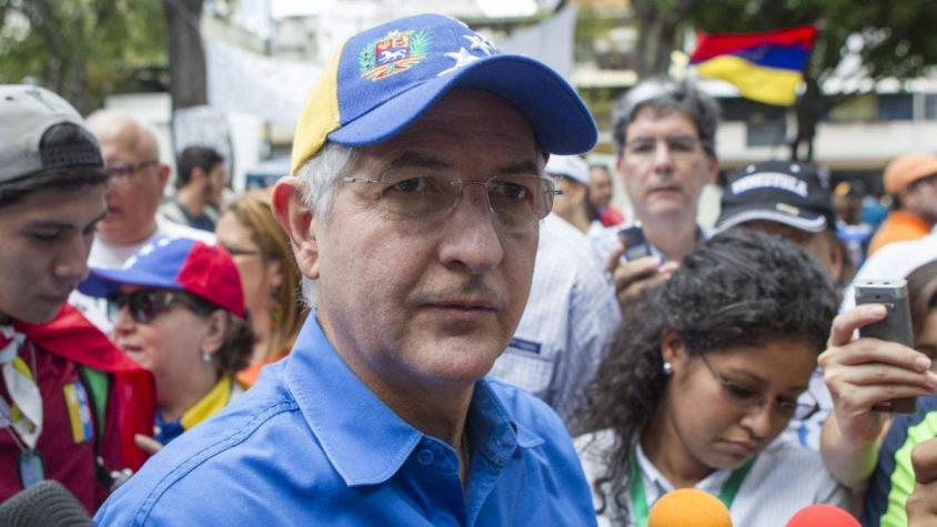 Venezuela: trasladan a opositor Antonio Ledezma desde prisión a una clínica
