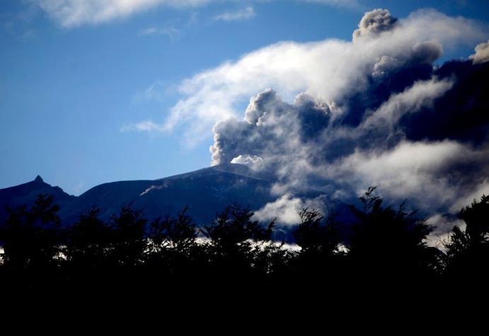 Listado de colegios que mantienen suspensión de clases por efectos del volcán Calbuco