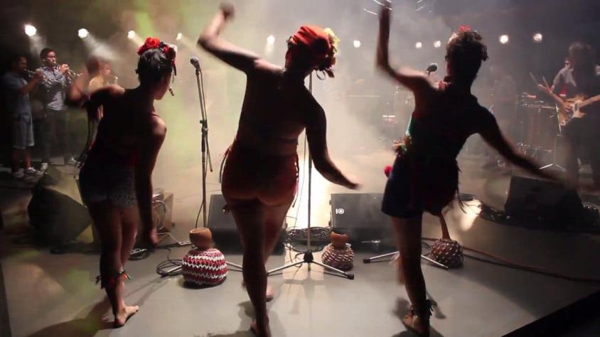 [VIDEO] Sobre las tablas: Un segundo vistazo a la gira de Newen Afrobeat por Sao Paulo
