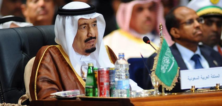 Rey de Arabia Saudita nombra a un nuevo heredero y promueve a su hijo