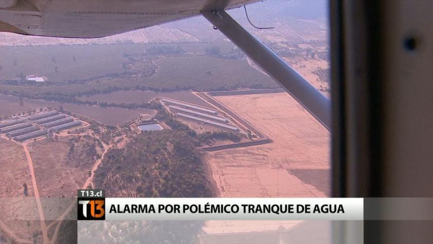 Alcalde de Melipilla denuncia polémico tranque de agua de la empresa Agro Tantehue