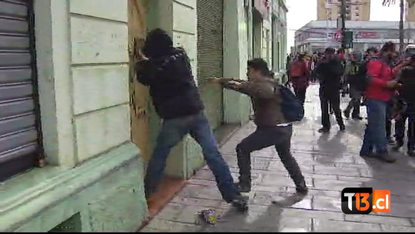 Atacan casa de imputado por muerte de jóvenes en Vaparaíso