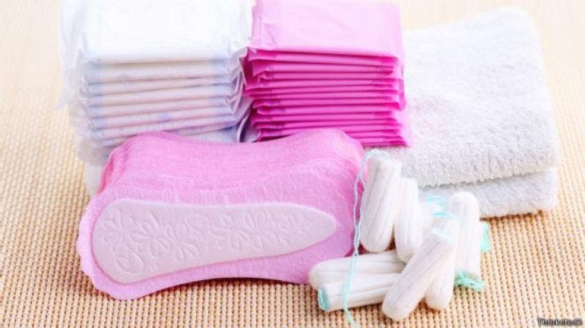 Por qué tampones y toallas sanitarias generan polémica en Australia