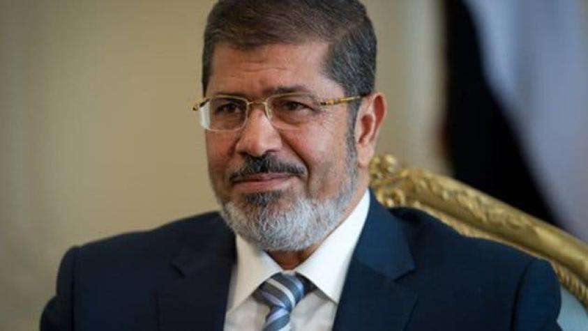 Ex presidente egipcio Mohamed Mursi se arriesga a ser condenado a pena de muerte