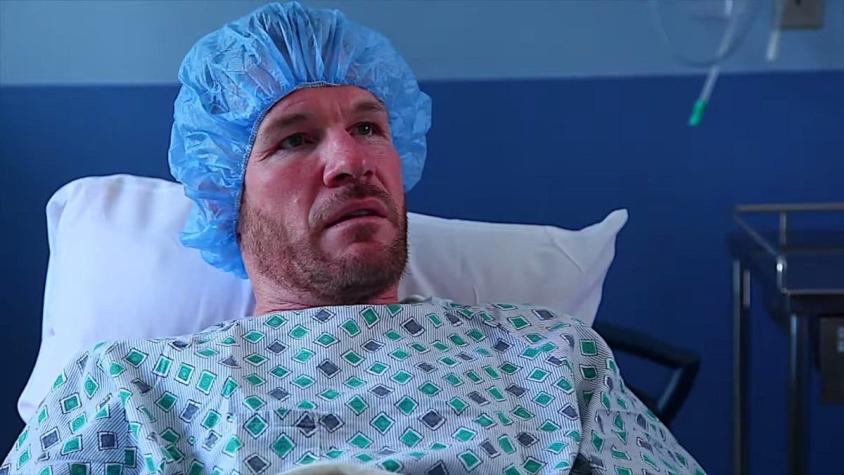 [VIDEO] La cirugía que le dio al bajista de Rage Against the Machine un nuevo videoclip