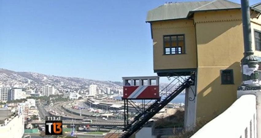 Ascensores de Valparaíso: solamente ocho están funcionando