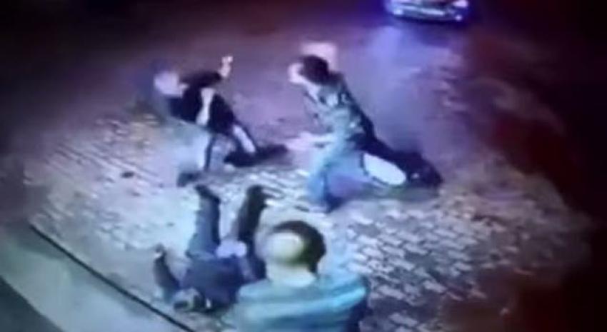 Dos asaltantes atacan a un anciano que resulta ser un ex boxeador ruso
