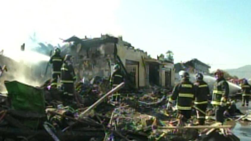 15 locales destruidos en Papudo tras incendio