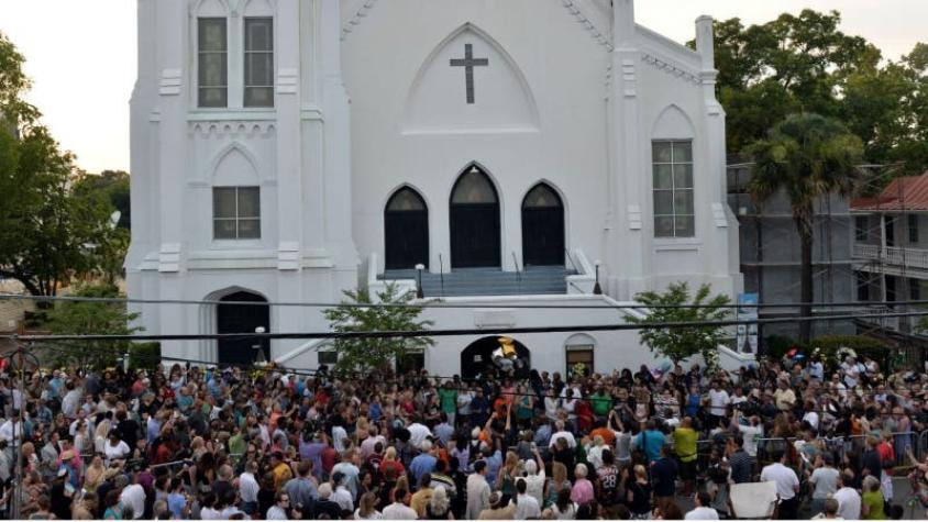 Iglesia de Charleston reabre luego de matanza