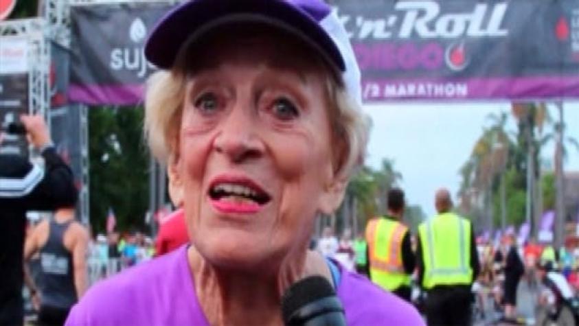 [VIDEO] Ella se convirtió en la maratonista mayor de 90 años más rápida del mundo
