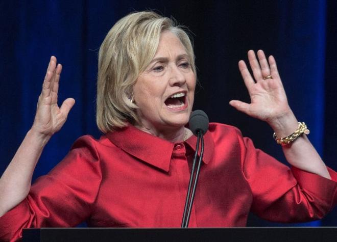 Correos de Hillary Clinton revelan visión crítica de Insulza en la OEA