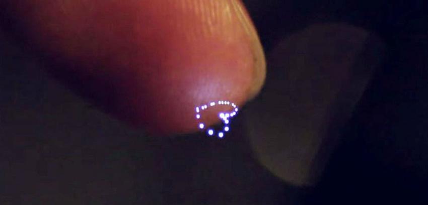 [VIDEO] Japoneses desarrollan hologramas que puedes tocar con tus manos