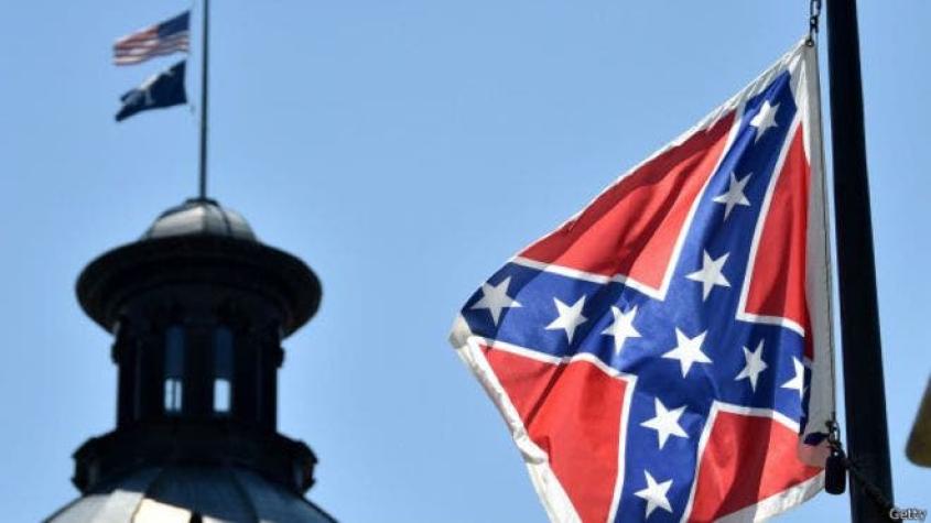Cámara de Representantes de Carolina del Sur vota por retirar bandera confederada
